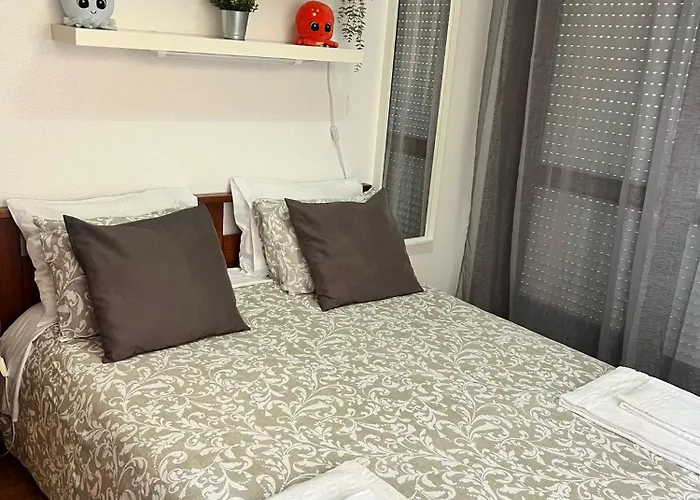 別荘 Casa Dos Avos De エスピーニョ